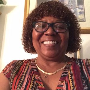 Meet your Posher, Carla